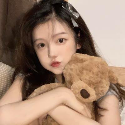 红色白鹦鹉